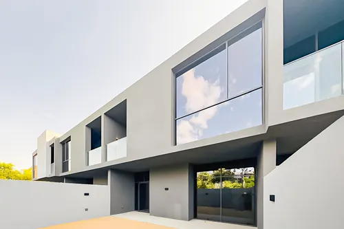 Ready-to-Move Townhouses in Sharjah for Sale A Perfect Solution for Your Family’s New Home